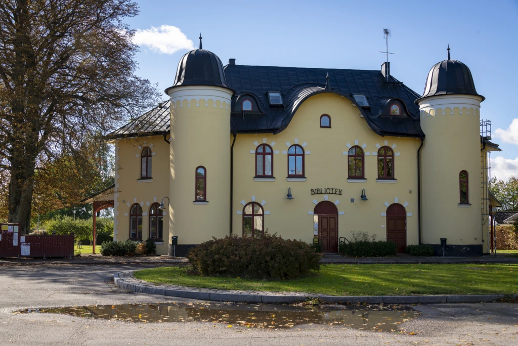 Harlösa bibliotek